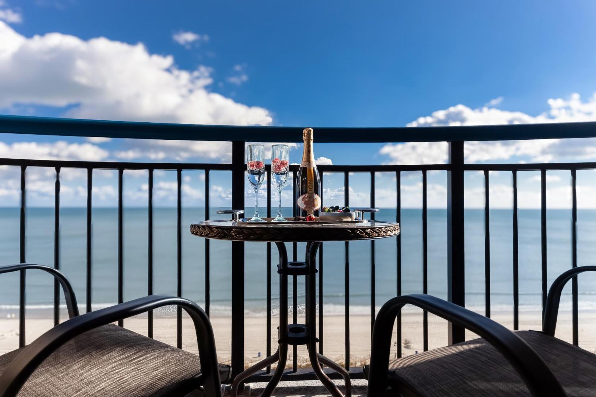 شقة Oceanfront Bliss, Amazing Views! 1235B شاطئ ميرتل المظهر الخارجي الصورة